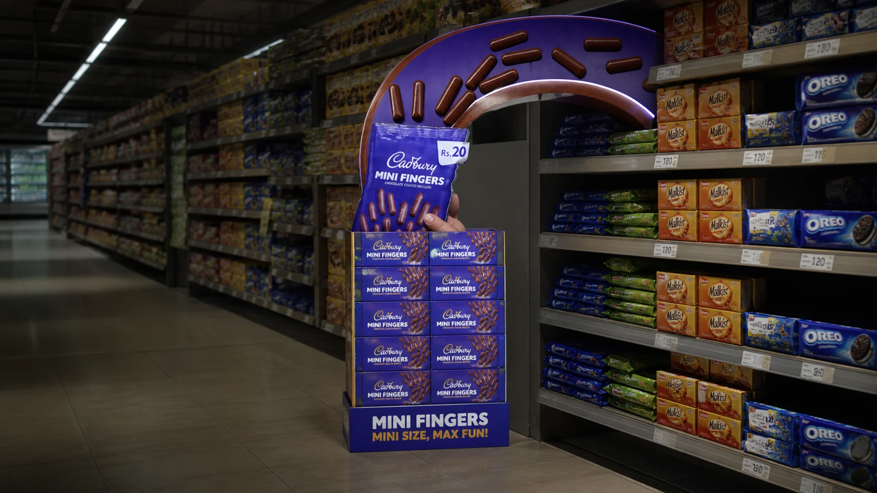 Mini Fingers gantry seen down the length of the aisle