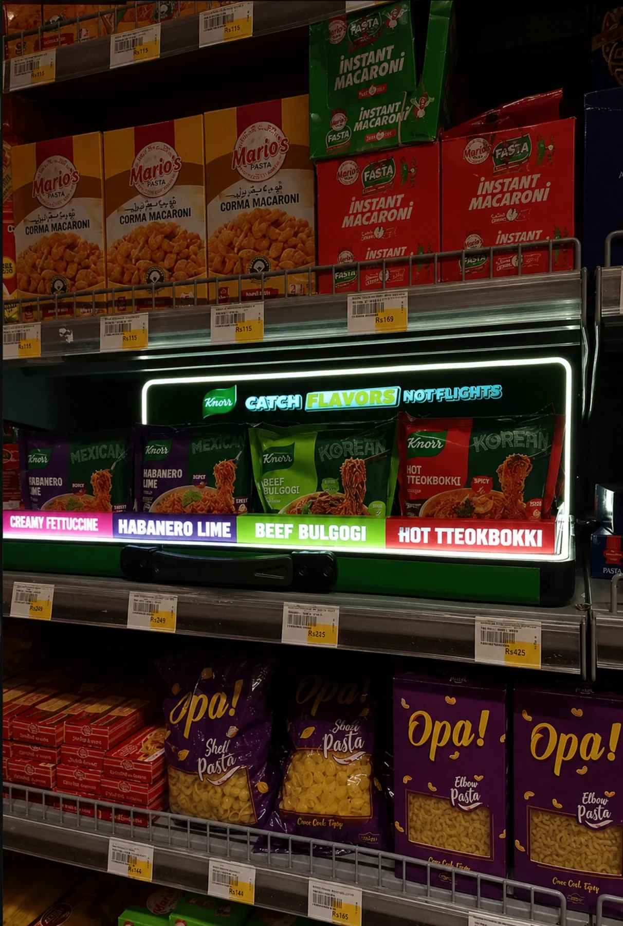 Knorr Global Flavours illuminated four-flavour shelf tray