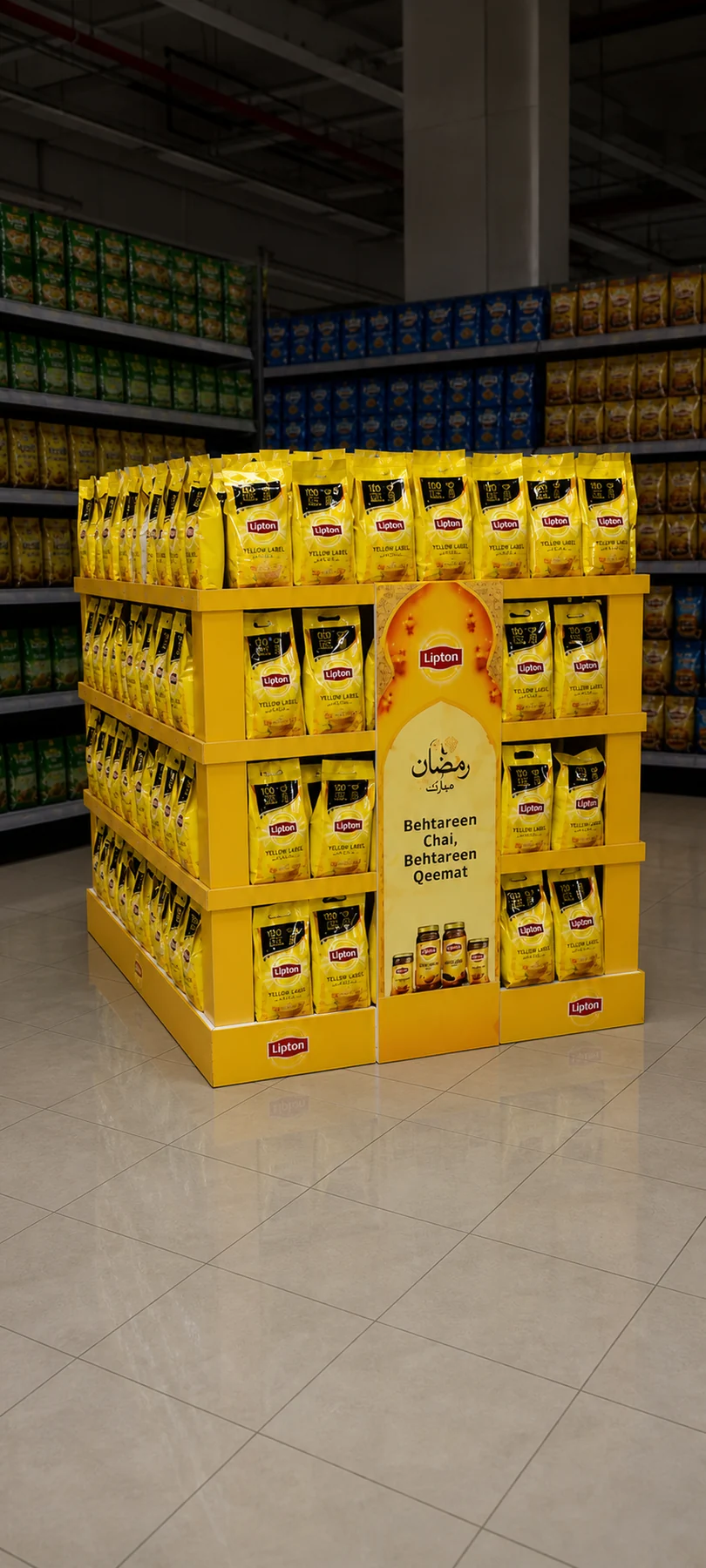 Lipton Ramzan podium in the promotion aisle at Carrefour WTC