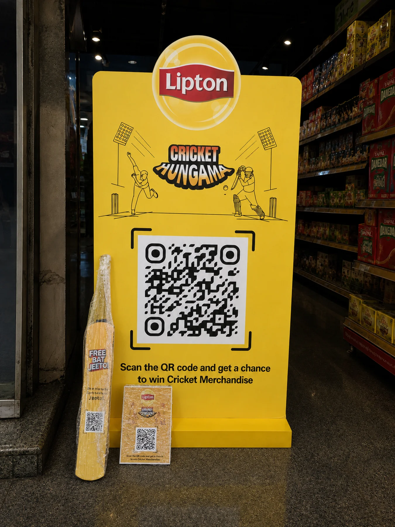 Lipton PSL standee positioned at a store entrance